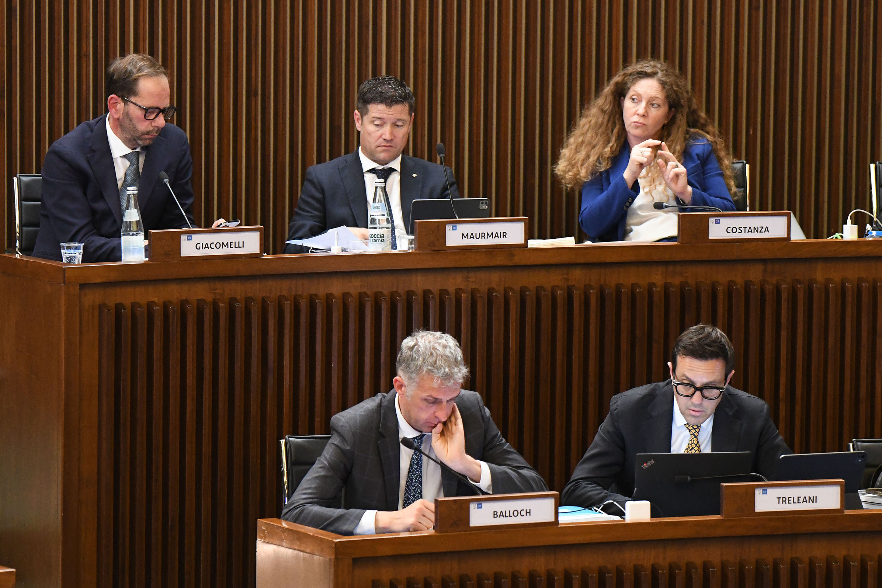 IA. GRUPPO FDI: AL VIA BANDO PER PICCOLE IMPRESE E PROFESSIONISTI